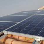 Instalación de placas solares en naves