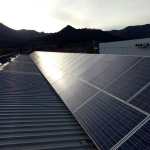 Instalación de placas solares en naves