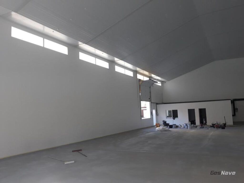 Imagen nave en construcción
