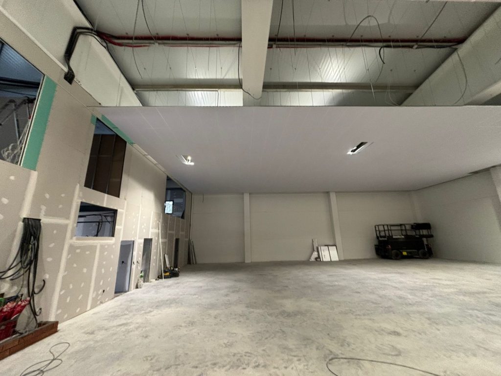 Instalación de cámaras frigoríficas en positivo en Zaragoza